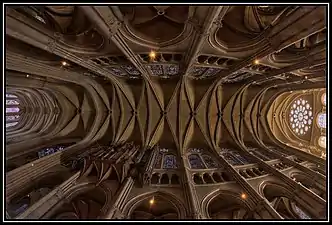 Bóvedas de crucería de la catedral de Chartres
